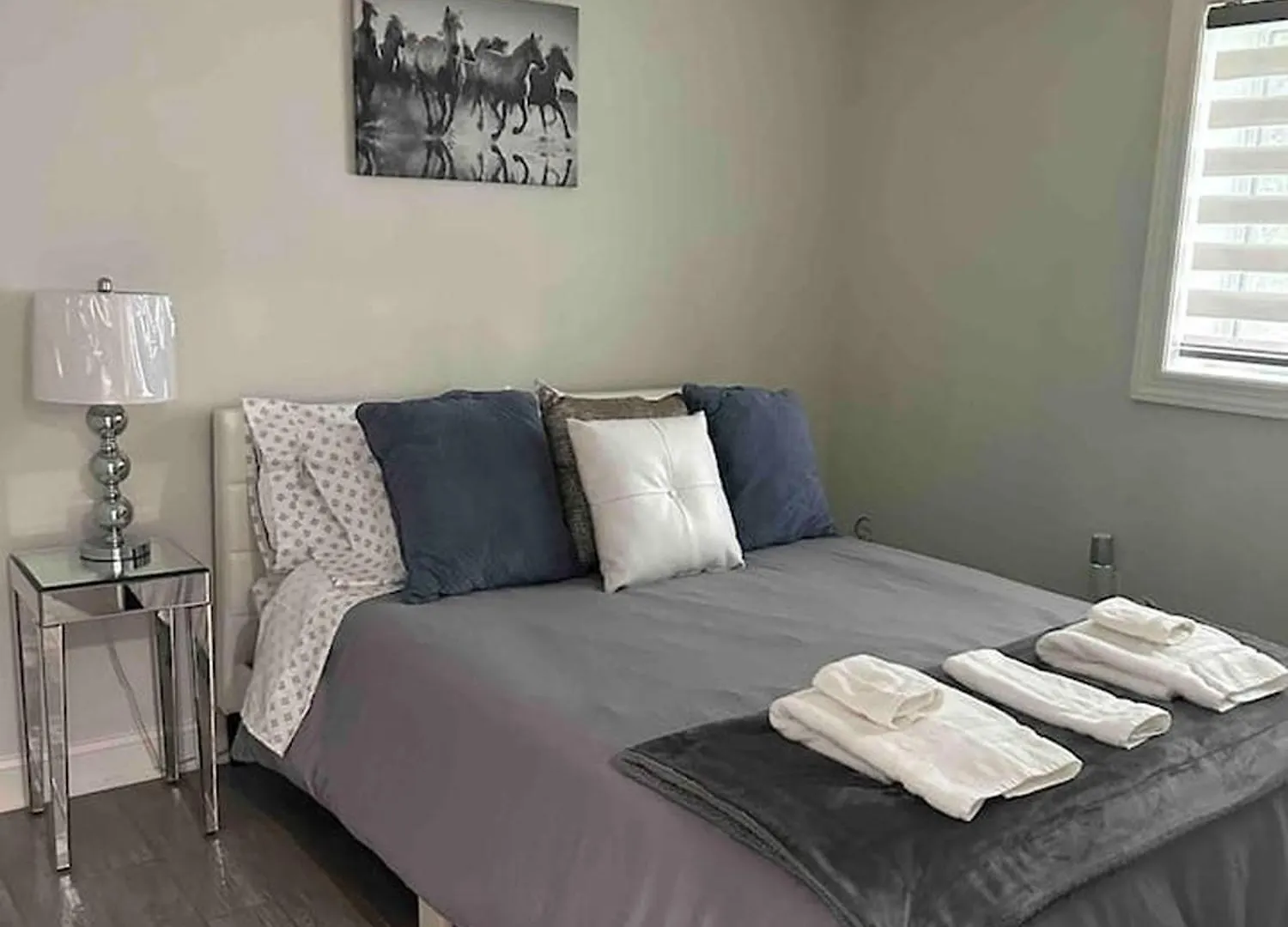 1 Bed Apartment Luxury On 21St New York