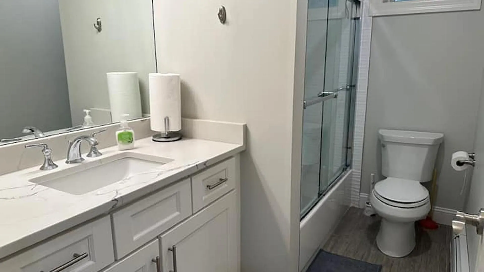 1 Bed Apartment Luxury On 21St New York USA